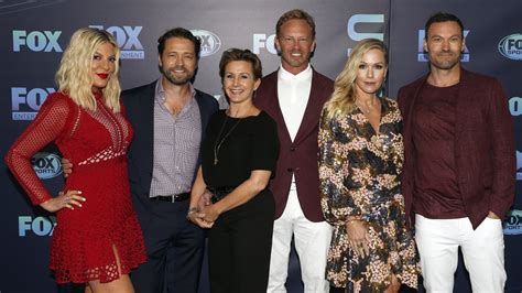 beverly hills 90210 real money|Here's How Much The Cast Of BH90210 Is Really Worth.
